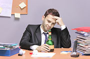 Working long hours may raise the risk for alcohol abuse
