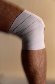 Arthroscopic surgery to relieve chronic knee pain in middle-aged and older patients is only temporarily effective and might be harmful