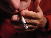 Heavy smoking is associated with damaged vision