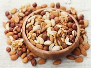 Nut intake during the first trimester of pregnancy is associated with long-term child neuropsychological development