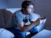 A cognitive behavioral therapy program is effective in treating male patients with internet and computer game addiction