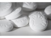 Aspirin Use Tied to Longer Bladder, Breast Cancer Survival