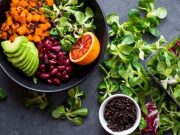 Plant-Based Diet Adherence Tied to Lower Type 2 Diabetes Risk Vinculan a las dietas veganas con un mayor riesgo de fractura ósea