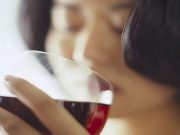 Alcohol Intake Inversely Linked to Fecundability