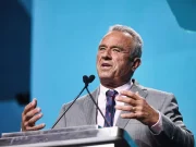 RFK Jr. Cancels $500M in mRNA Vaccine Research Projects