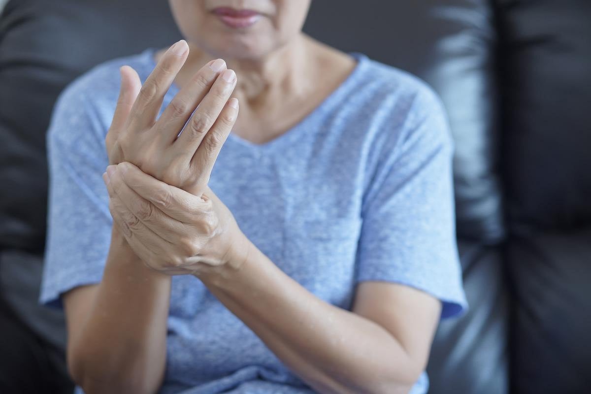 Features of Immunesenescence Present in Early Stages of Rheumatoid Arthritis