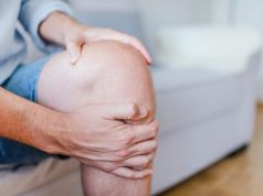 Adding Physical Therapy to Home Exercise Does Not Reduce Knee Pain