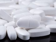 Review Shows No Clear Link Between Maternal Acetaminophen Use and Offspring Autism, ADHD